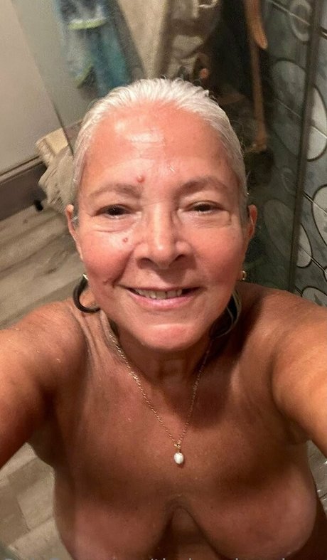 thebumbumbaroness leaks onlyfans