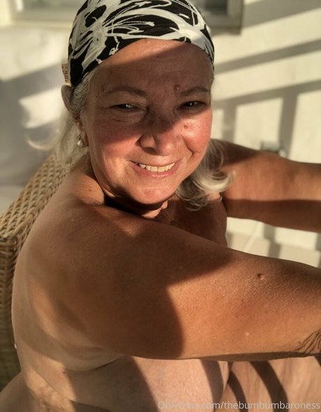 thebumbumbaroness only fans leaked