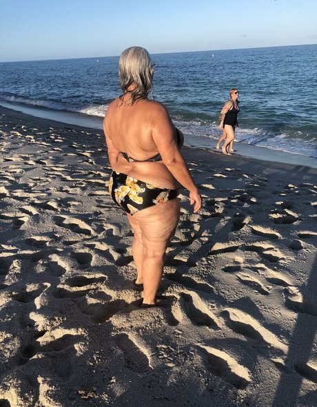 thebumbumbaroness leak only fans