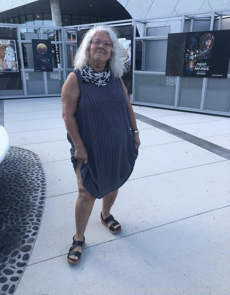 thebumbumbaroness onlyfans porno