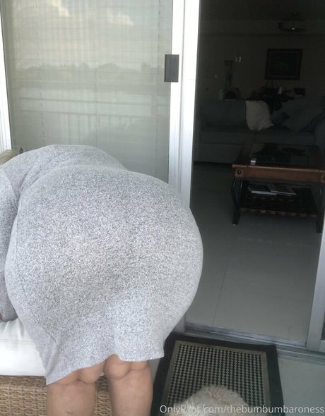 thebumbumbaroness onlyfans sex