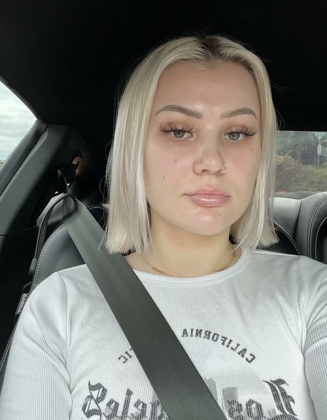 Leeza onlyfans explicit content