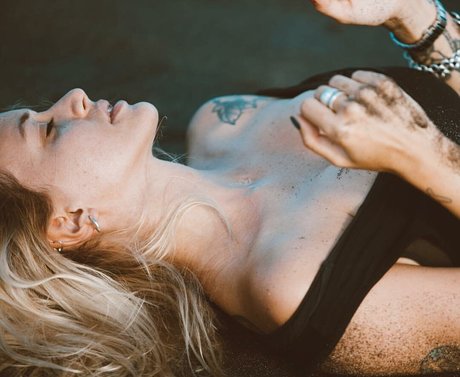 Daria Perel onlyfans photo