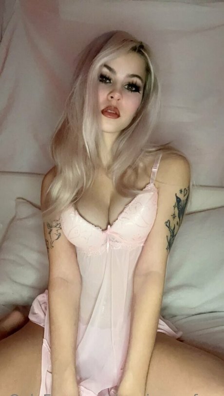 annireneefree topless onlyfans