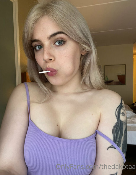 thedakotaa only fans naked