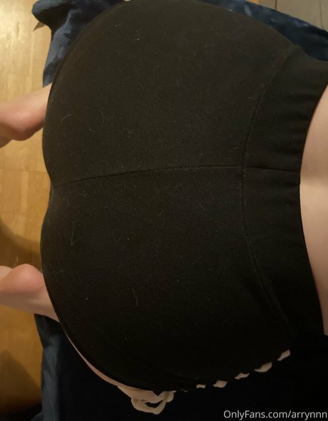 arrynnnfree is on onlyfans