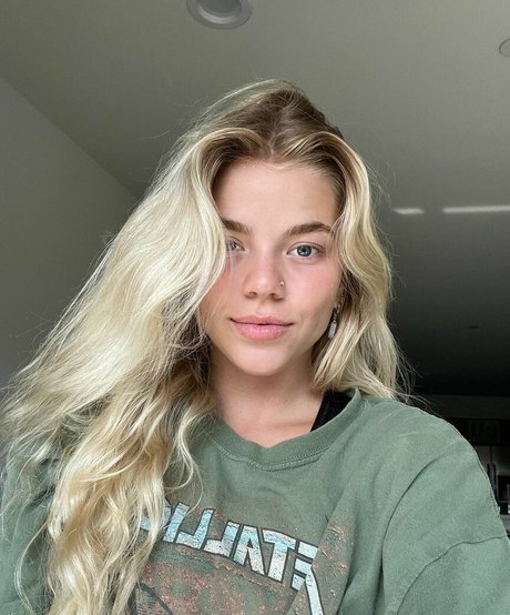 Becca Means onlyfans post