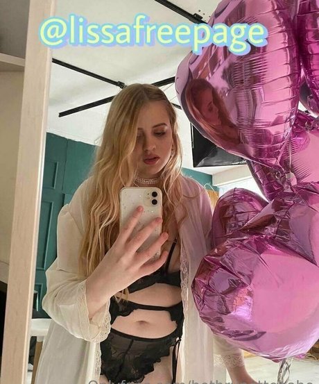 hotbrunettebabe onlyfans fotos