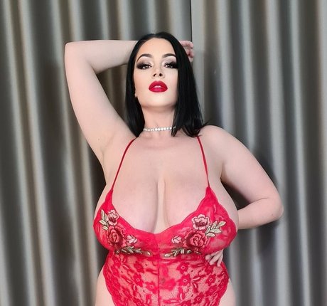 bklara111 onlyfans star