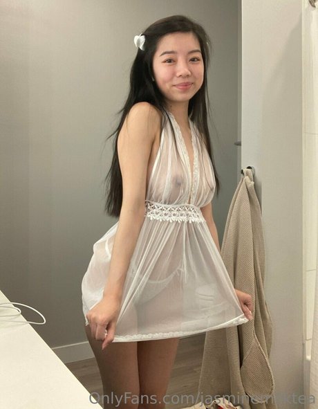jasminemilktea nude on onlyfans