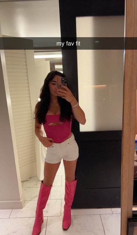 Elena Arenas nude onlyfans leaked