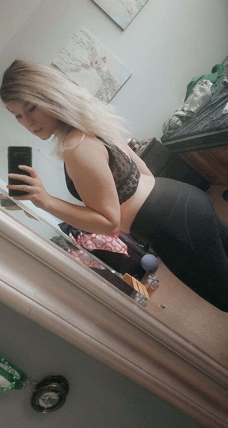 Tink 05 onlyfans model