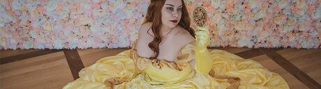 Silk and Dreams onlyfans nude photos