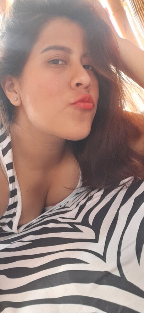 Trocitos de Fresa_ onlyfans archive