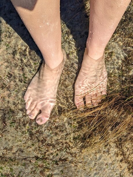 Classy Footsies onlyfans content leaked