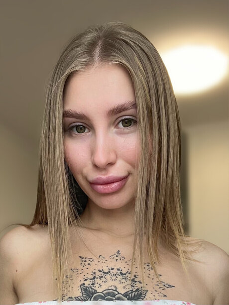 Vixie_ onlyfans creator