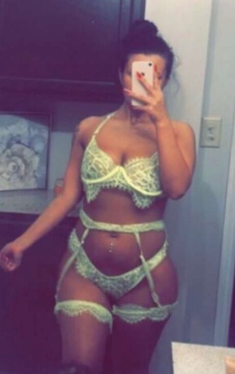 Kayyyyyy_ naked onlyfans pics