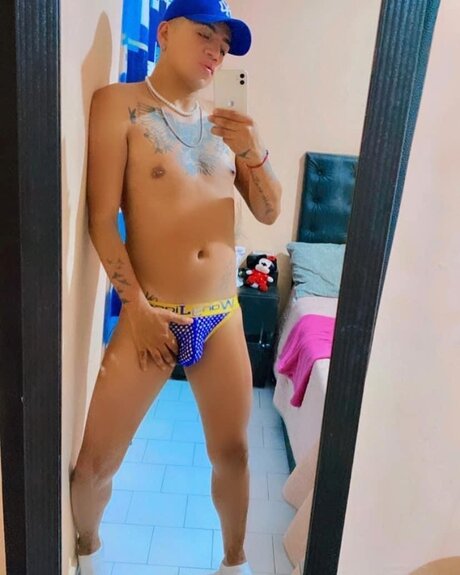 Alexis D az Becker onlyfans picture