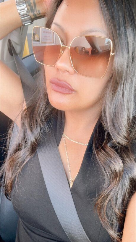 Tiffany Tease onlyfans leaks