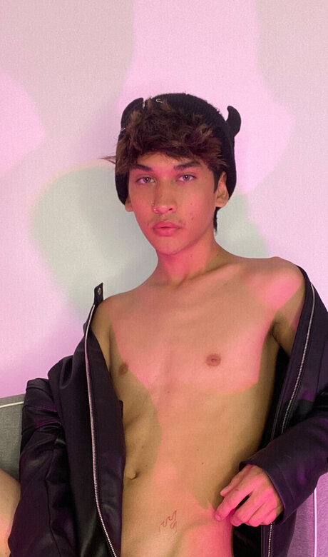 ADRIIEN19 onlyfans free content