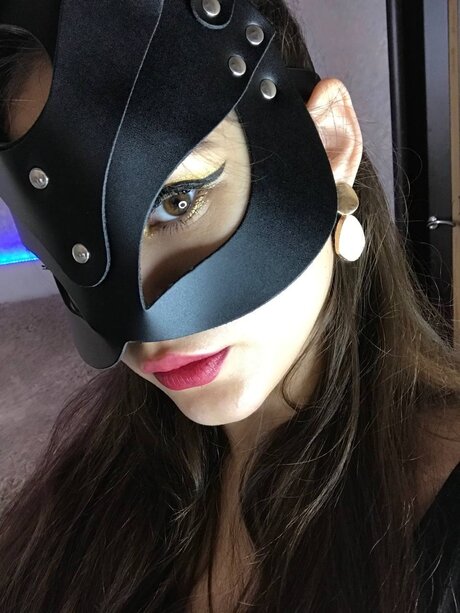 Queen Alice_ nude only fans leaks