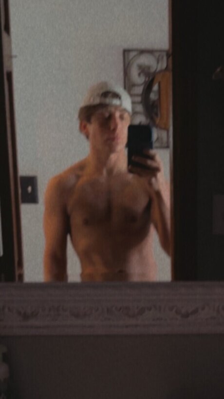 Tyler Paris onlyfans sexy