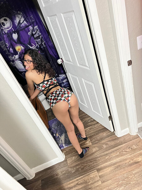 Mommy giggles tits onlyfans