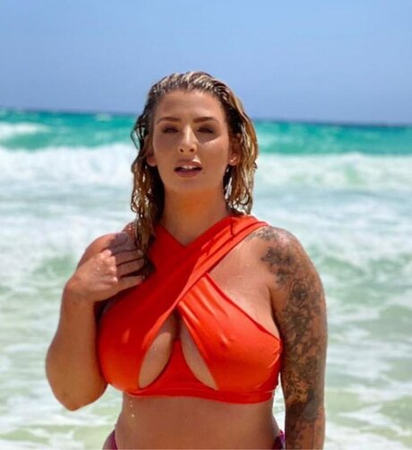 Kerri Hoare onlyfans leaked.