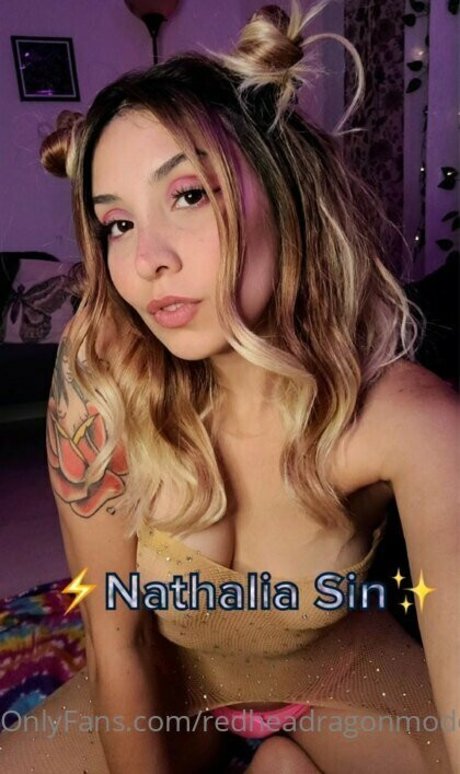 redheadragonmodel nudes onlyfans leaks