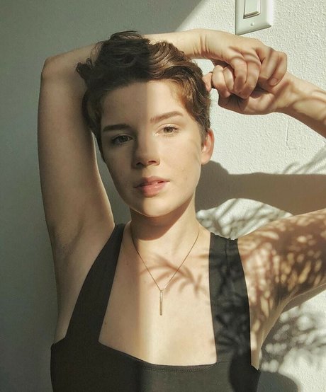 Morgan Eckroth onlyfans striptease