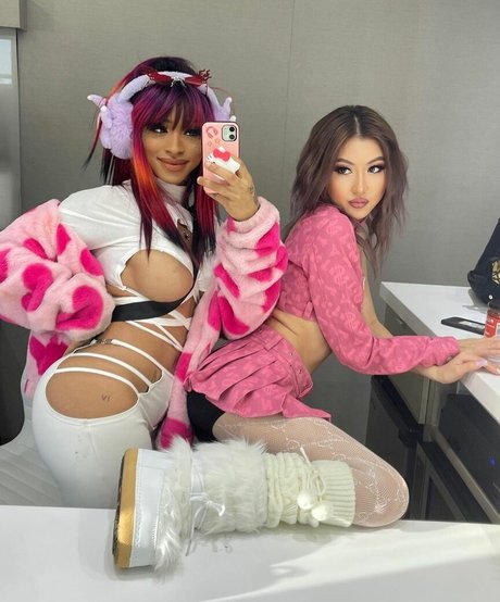 DJ Camgirl onlyfans fuck