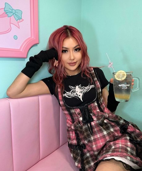 DJ Camgirl onlyfans post