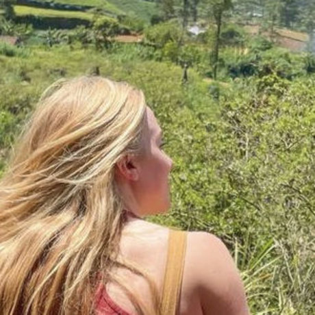 Maddie Moate nude leak onlyfans