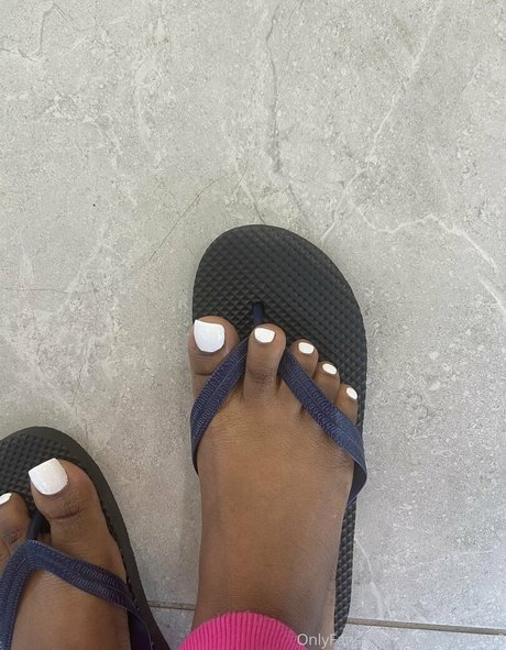 chocolatefeet8 onlyfans model photo