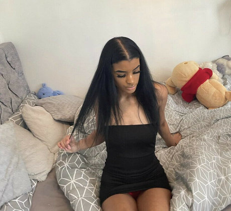 Alisha Romain onlyfans sex leaked