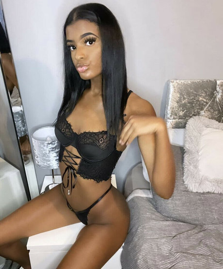 Alisha Romain onlyfans creator