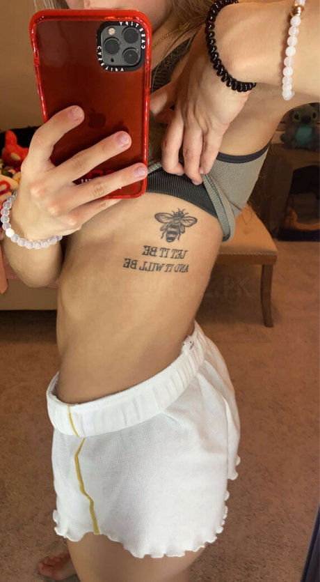 Allie Ross onlyfans content