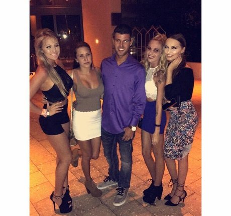 Amber BeIarski onlyfans pics