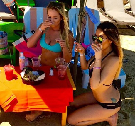 Amber BeIarski onlyfans pics nude