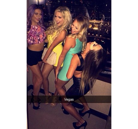 Amber BeIarski onlyfans pics