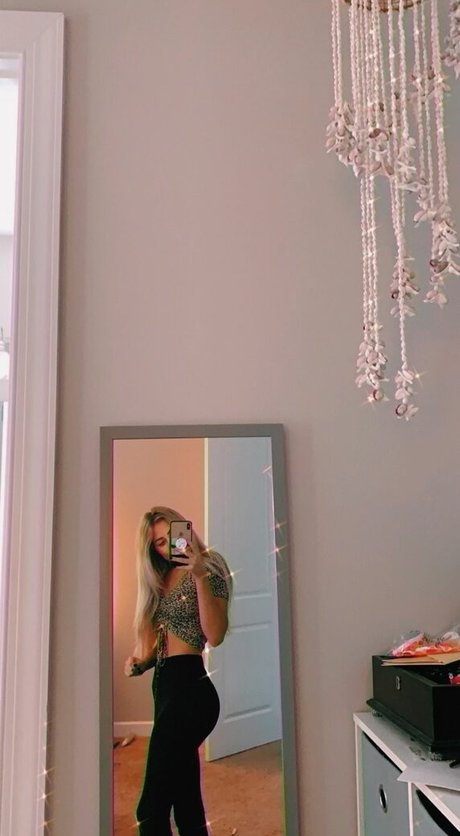 Sarah Kate Stricker new onlyfans