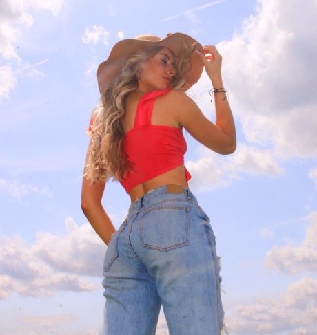 Sarah Kate Stricker leaked onlyfans free