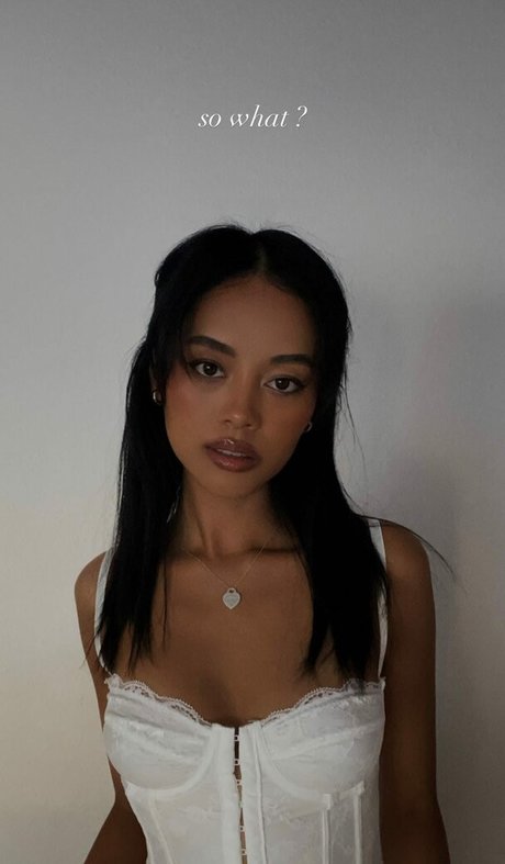 jaruwanzehrer ass onlyfans