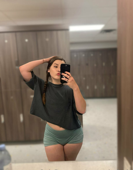 greenchefgabi onlyfans hot