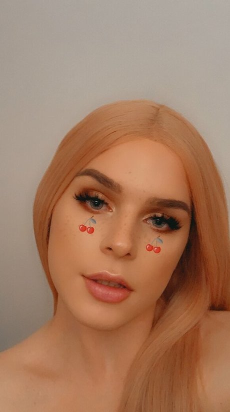 Leonacd only fans pics