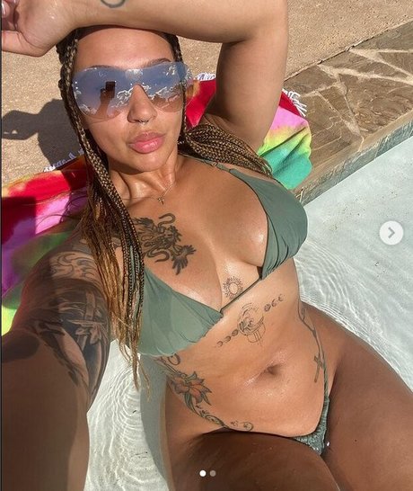 kristinmaried onlyfans nude leak