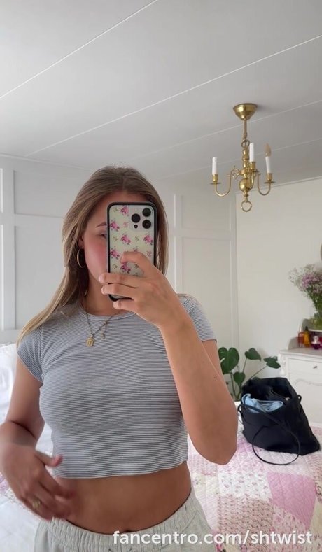 shtwist naked on onlyfans