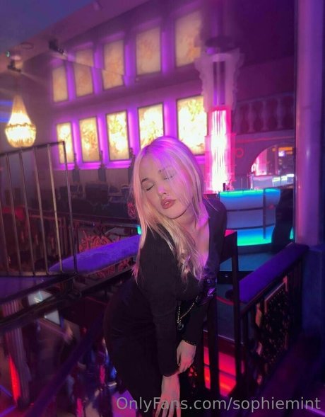 sophiebbface onlyfans pictures