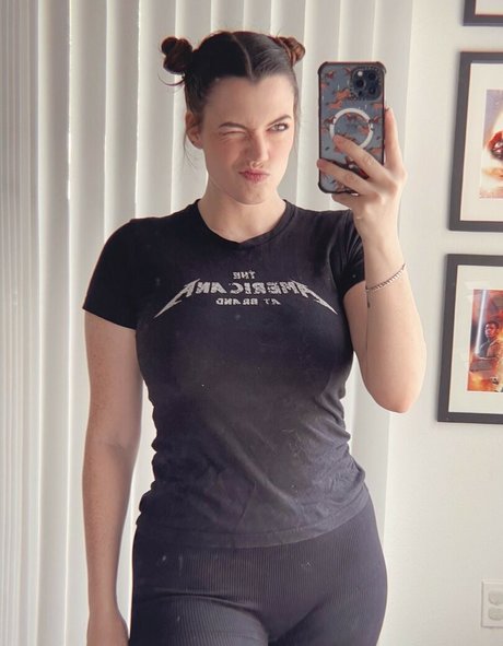 RipMika onlyfans leakd