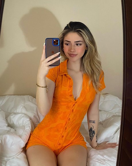 Melike Saygin onlyfans nude photos